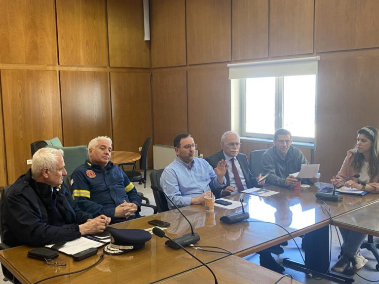 Kοροβέσης: "Άμεσα αντανακλαστικά και σε πλήρη ετοιμότητα η Π.Ε. Ηλείας μετά τον σεισμό των 5