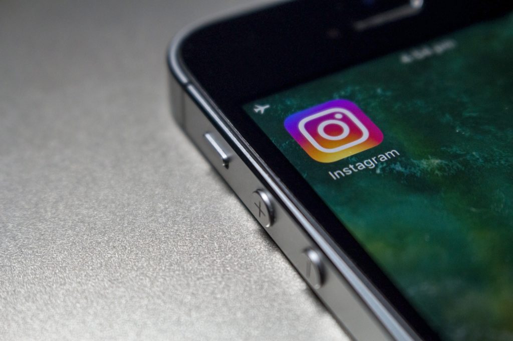 Wall Street Journal: «Τούνελ» για παιδόφιλους το Instagram