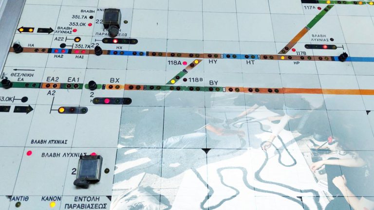 Τέμπη: Για 5.000-10.000 ευρώ χάθηκαν 57 ζωές