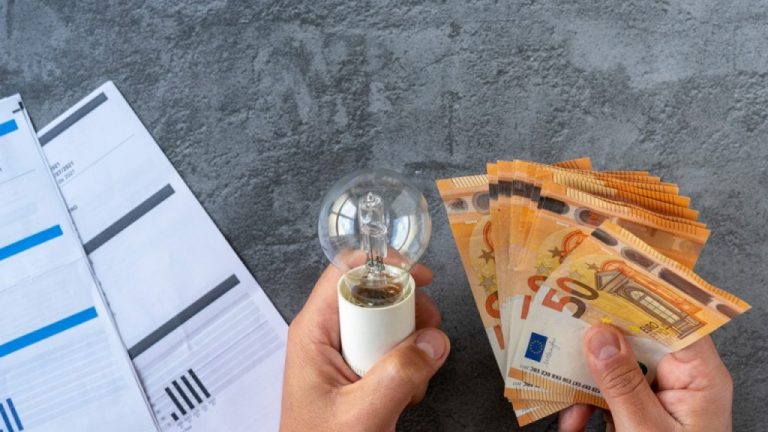 Το ρεύμα «καίει» την εστίαση – Διπλασιάστηκε το κόστος μεταξύ 2021 και 2023