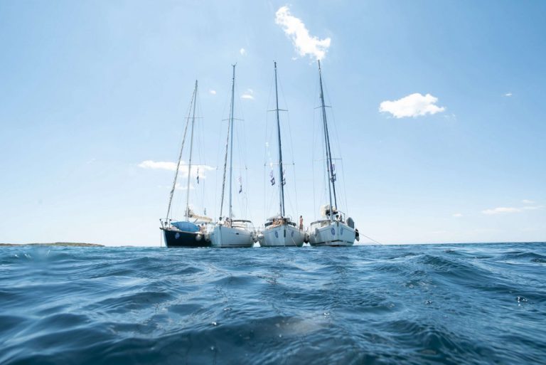Sail+: Δωρεάν μαθήματα ιστιοπλοΐας σε οικονομικά ευάλωτες ομάδες