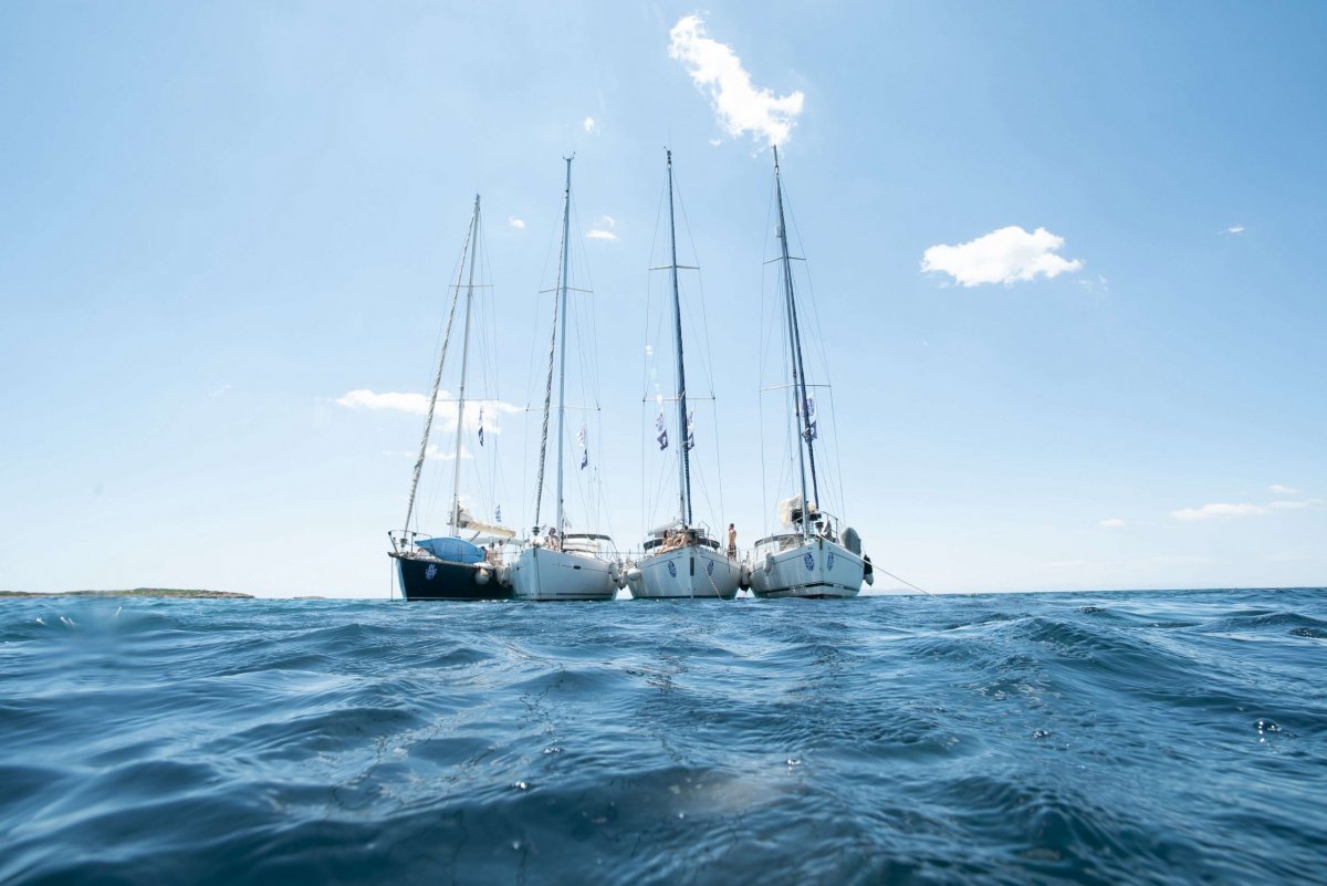 Sail+: Δωρεάν μαθήματα ιστιοπλοΐας σε οικονομικά ευάλωτες ομάδες