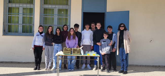 2ο Γυμνάσιο Πύργου: Έφτιαξαν σαπούνι από τηγανέλαιο (pics)