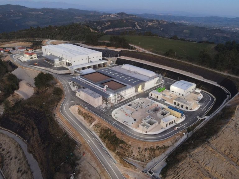Αντωνακόπουλος: «Εμμένουμε στην αναθεώρηση τιμολογίων στο ΦΟΔΣΑ»