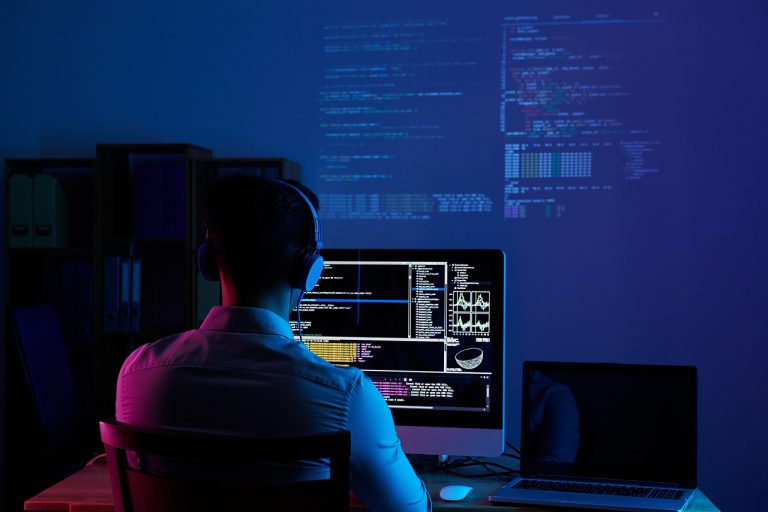 Ηλεία: Απατεώνες απέσπασαν πάνω από 280.000 ευρώ από επιχειρηματίες