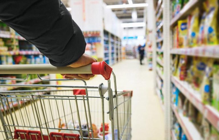 Σούπερ μάρκετ: Ποια τρόφιμα ακριβαίνουν 4-10% από τις αρχές Σεπτεμβρίου