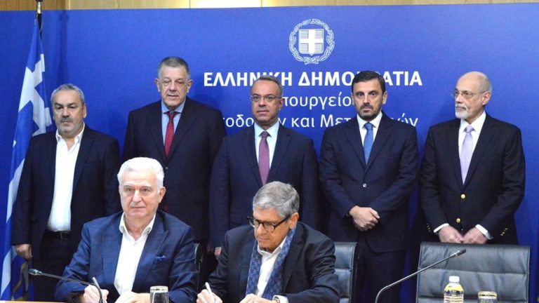 ΤΟΕΒ Γαστούνης: Υπογραφή σύμβασης του έργου υπογειοποίησης των δικτύων φυσικής ροής προϋπολογισμού 18