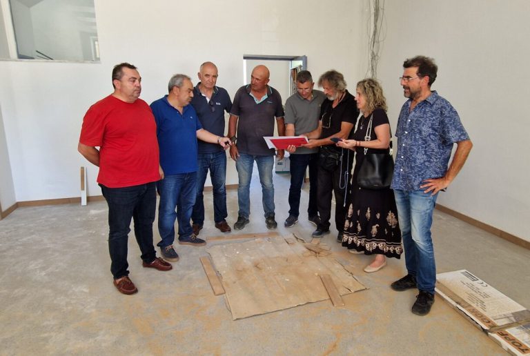 Δήμος Πηνειού: Eκσυγχρονίζονται τα Κέντρα Εξυπηρέτησης Πολιτών Βαρθολομιού