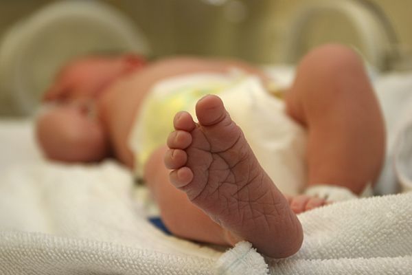 Aπειλει η υπογεννητικότητα: 11% λιγότερες γεννήσεις σε ένα χρόνο στην Ελλάδα!