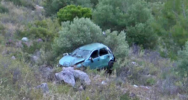 Πύργος: Αυτοκίνητο έπεσε σε γκρεμό στην κοινότητα Κορυφής – Απεγκλωβίστηκε η οδηγός