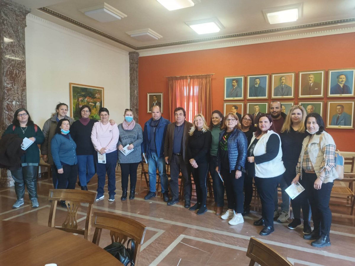 Πύργος: Συνάντηση Αντωνακόπουλου με τους εργαζόμενους του προγράμματος «Βοήθεια στο σπίτι»