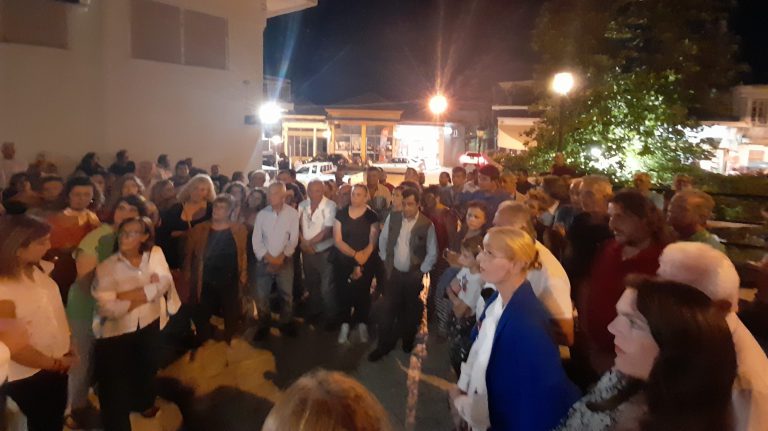 Πρώτη συνάντηση των υποψηφίων της «Ενωτικής Δημιουργίας» στην Κρέστενα: «Πλημμύρισε» από νιάτα αλλά και έμπειρα στελέχη! (εικόνες)
