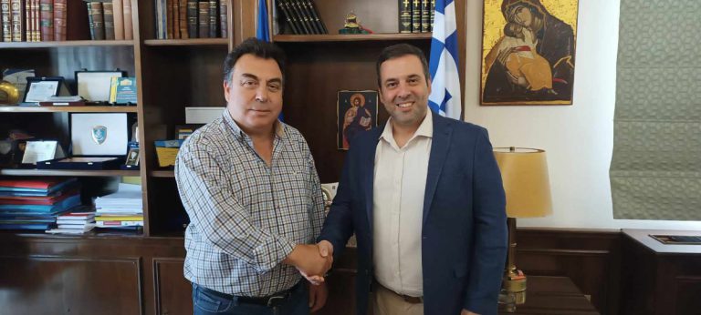 "Ενωμένοι αλλάζουμε τον Πύργο": Νέες δυναμικές υποψηφιότητες με την παράταξη Αντωνακόπουλου