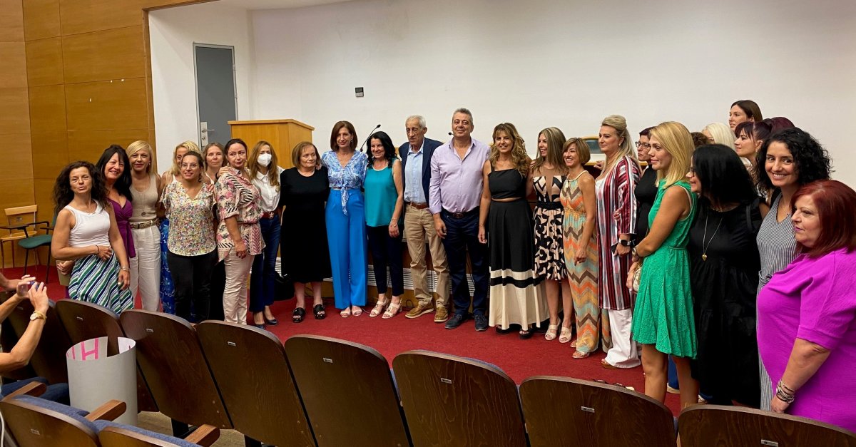 «Βοήθεια στο σπίτι» δήμου Ήλιδας: 26 εργαζόμενοι του προγράμματος ορκίστηκαν ως μόνιμοι υπάλληλοι