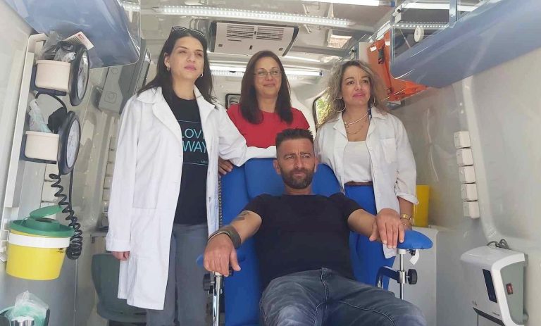 Πύργος: Mε ανταπόκριση η δράση «Πάμε πλατεία… για αιμοδοσία» (pics)