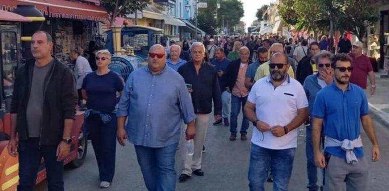 Kατάκολο: Οι ταξιτζήδες "έστειλαν" το μήνυμα για μια ακόμα φορά...