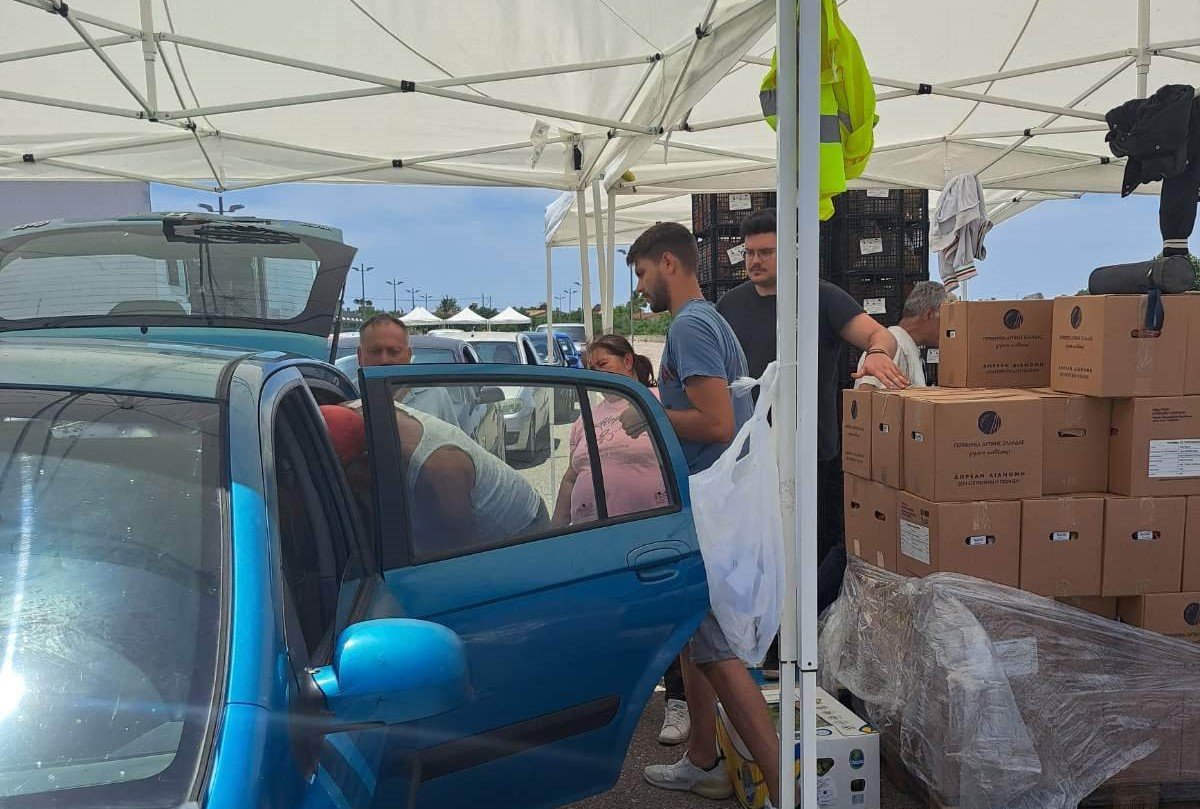 Πύργος: Ολοκληρώθηκε η πρώτη ημέρα διανομής προϊόντων σε δικαιούχους προγράμματος ΤΕΒΑ
