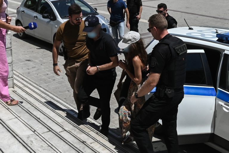ARKADIA_ZEYGARI_