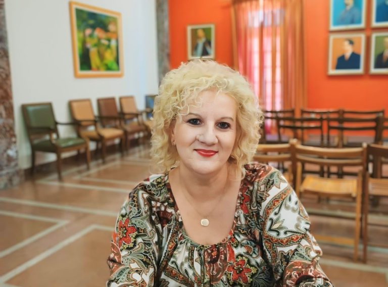 KARAKITSOY_EVELYN_2