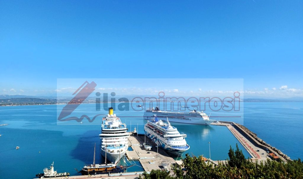 KATAKOLO_CROWN_IRIS_291025