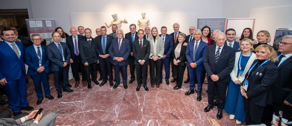 ypografi_ekexeirias_mouseio_syxronwn_olympia5