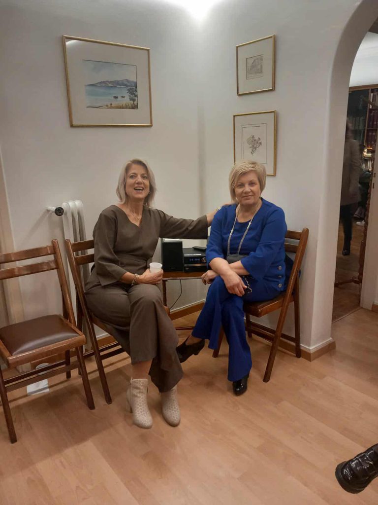 0c63eba8-f2a1-402f-9b0a-d441f8a0f51c