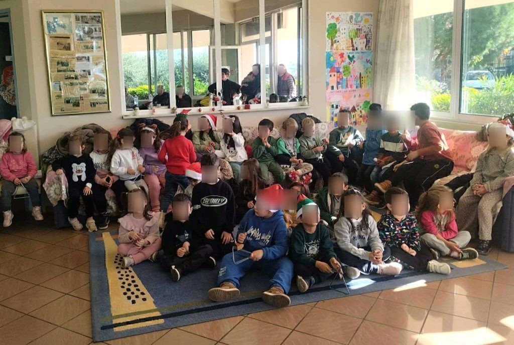 1_KHFH-4o-NHPIAGWGEIO