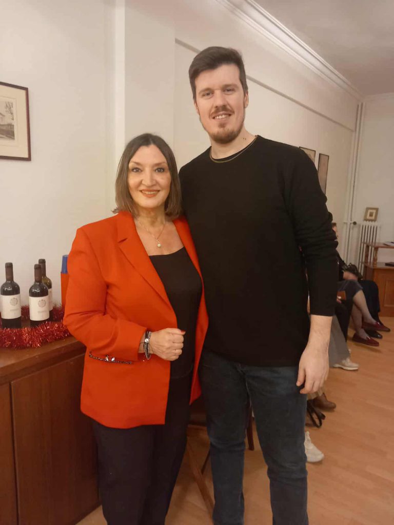 2dd7530f-af0a-4b55-b31c-1d88aa668745