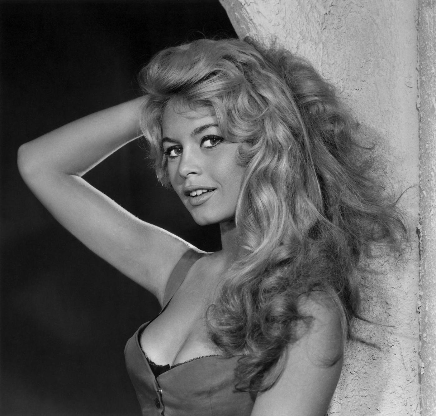 Brigitte-Bardot-1958-2059x1960-1