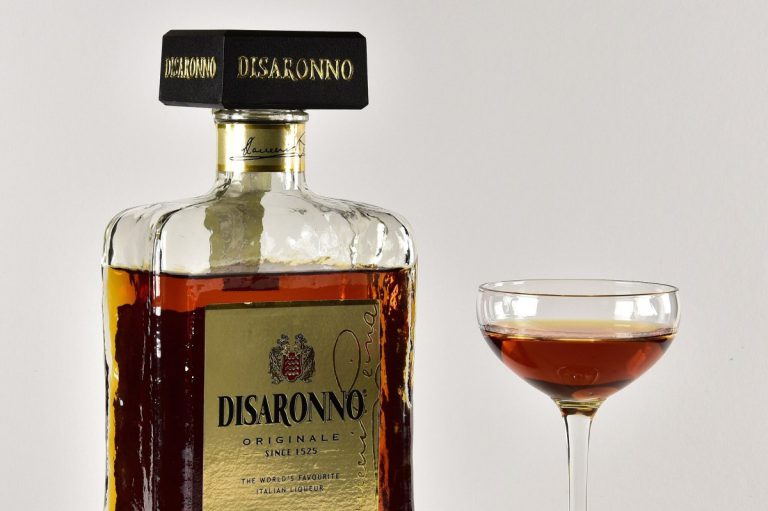 Disaronno_bottle_and_glass-1200x799-1