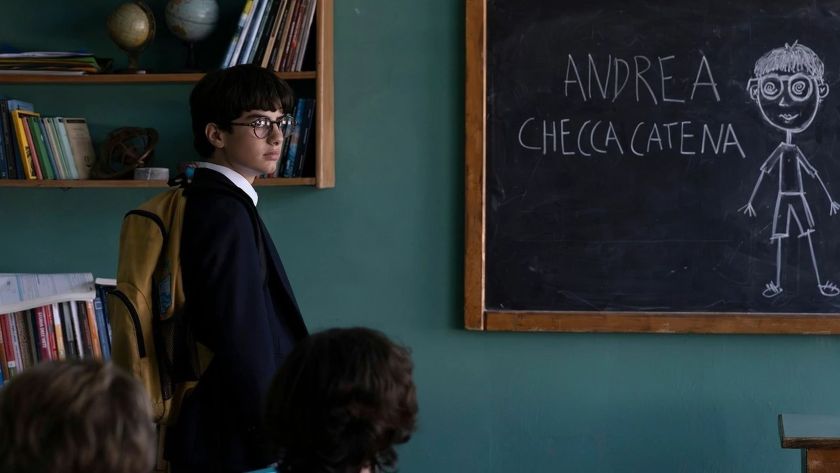 boy-with-pink-pants_still4-1